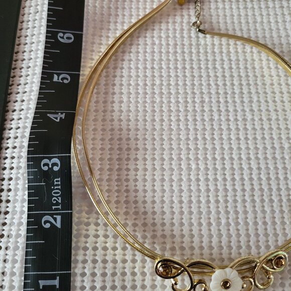 SAO Floral Daisy Choker Necklace Matching Pierced Stud Earrings Set Orange Topaz - Picture 4 of 5